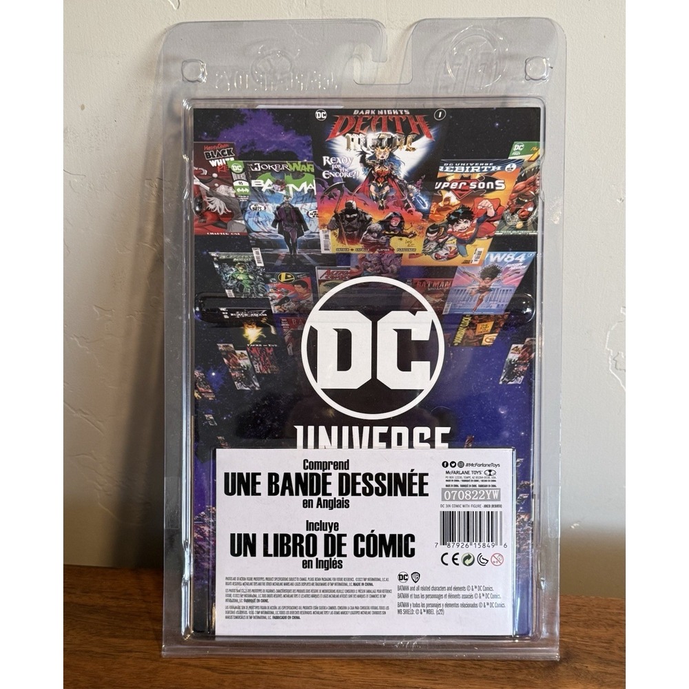 DC Direct Joker 3" Action Figure with Comic Book #23.1 McFarlane Toys New Sealed - Picture 3 of 3
